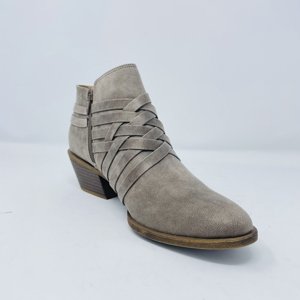 LifeStride Prairie Ankle Bootie Boot in Ash Traveler Womans Shoes